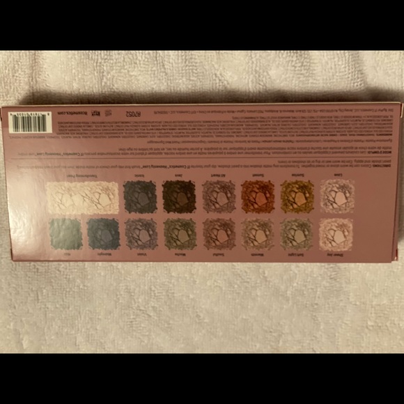 NWT-IT cosmetics 🎈🎈sale listing🎈🎈 - Picture 3 of 3